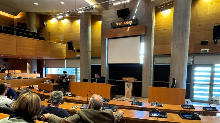 «Το κέντρο της πόλης πρέπει να γίνει προσπελάσιμο», είπε ο Στ.Αγγελούδης με αφορμή το ωράριο φορτοεκφόρτωσης
