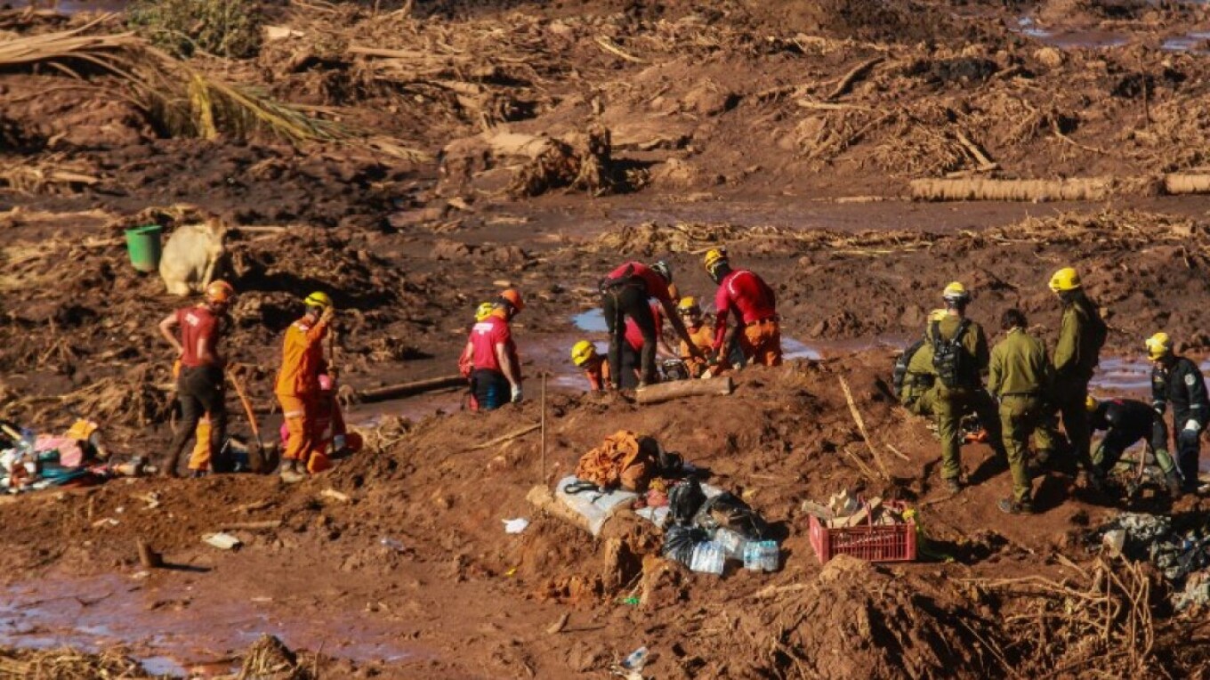 Βραζιλία: Τουλάχιστον 20 νεκροί από τις καταρρακτώδεις βροχές
