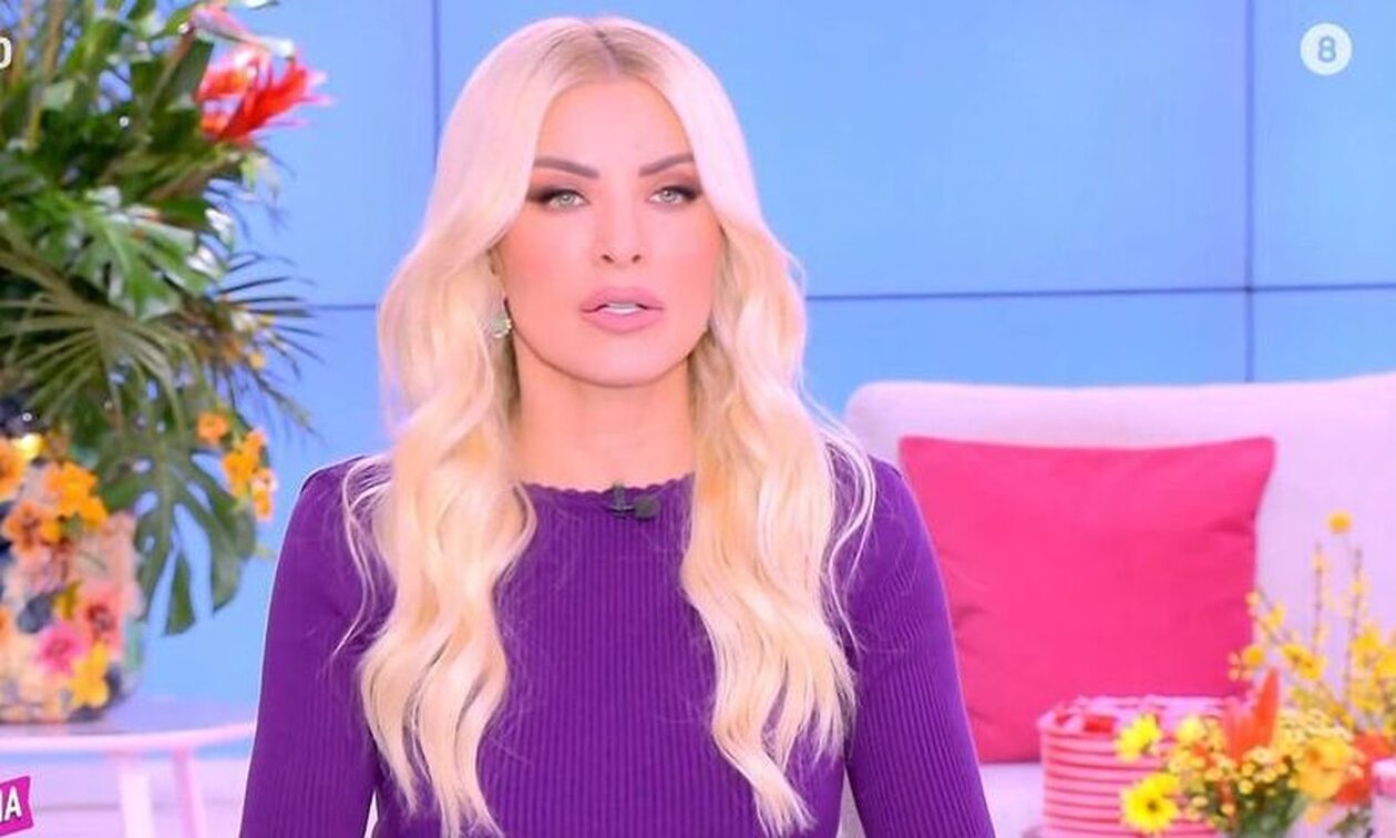 Κ. Καινουργιού: «Ήμουν 17 όταν έκανα πλαστική στη μύτη»