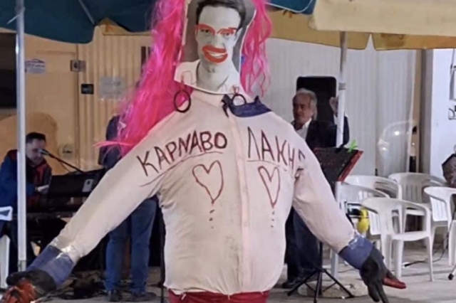 Κέρκυρα: Αντιδράσεις και αποποιήσεις ευθυνών για το ομοφοβικό καρναβάλι – Τραγική απόπειρα διακωμώδησης του Στ. Κασσελάκη (ΒΙΝΤΕΟ & ΦΩΤΟ)