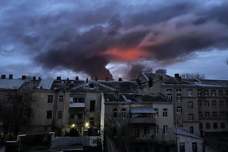 Πληροφορίες για έκρηξη κοντά στην αυτοκινητοπομπή του Ζελένσκι στην Οδησσό | Στην πόλη βρίσκεται ο Μητσοτάκης