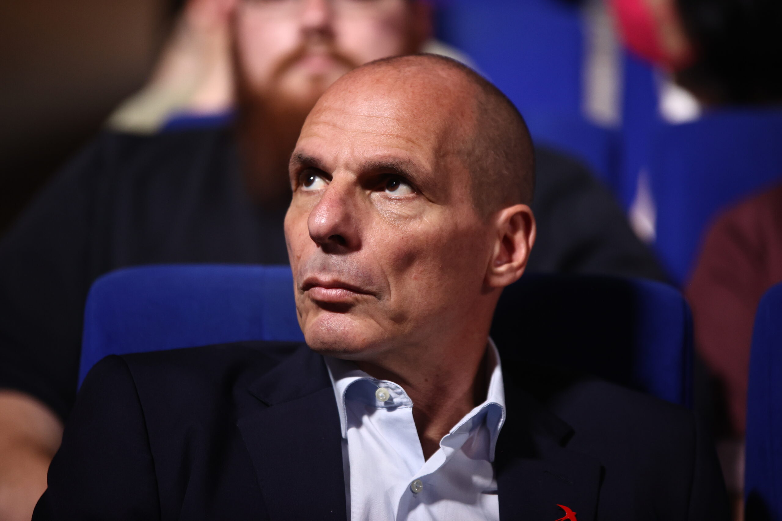 Βαρουφάκης για πρόταση δυσπιστίας: Στους 57 νεκρούς μας δεν άξιζε αυτό το τραγελαφικό τριήμερο στη Βουλή (BINTEO)