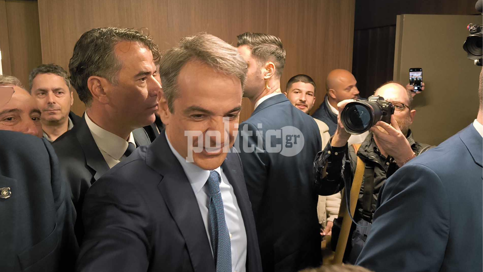 Θεσσαλονίκη: Στο Βελλίδειο ο Κυριάκος Μητσοτάκης – “Πρόεδρε είσαι δύναμη”
