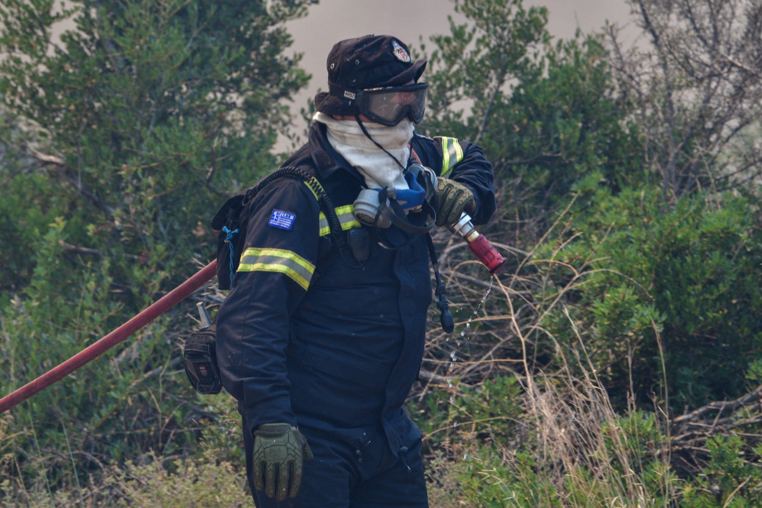 Φωτιά στα Καμένα Βούρλα – Συναγερμός στην πυροσβεστική
