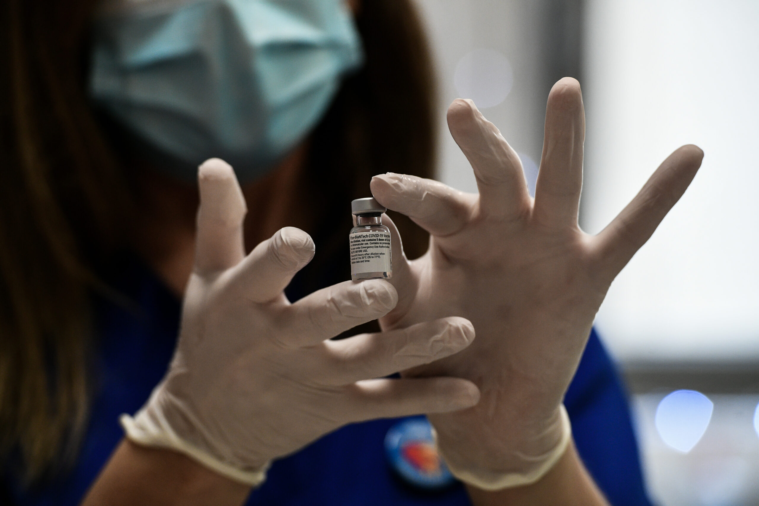 Pfizergate: Στην Ευρωπαϊκή Εισαγγελία η σκανδαλώδης υπερχρέωση της ΕΕ για τα εμβόλια