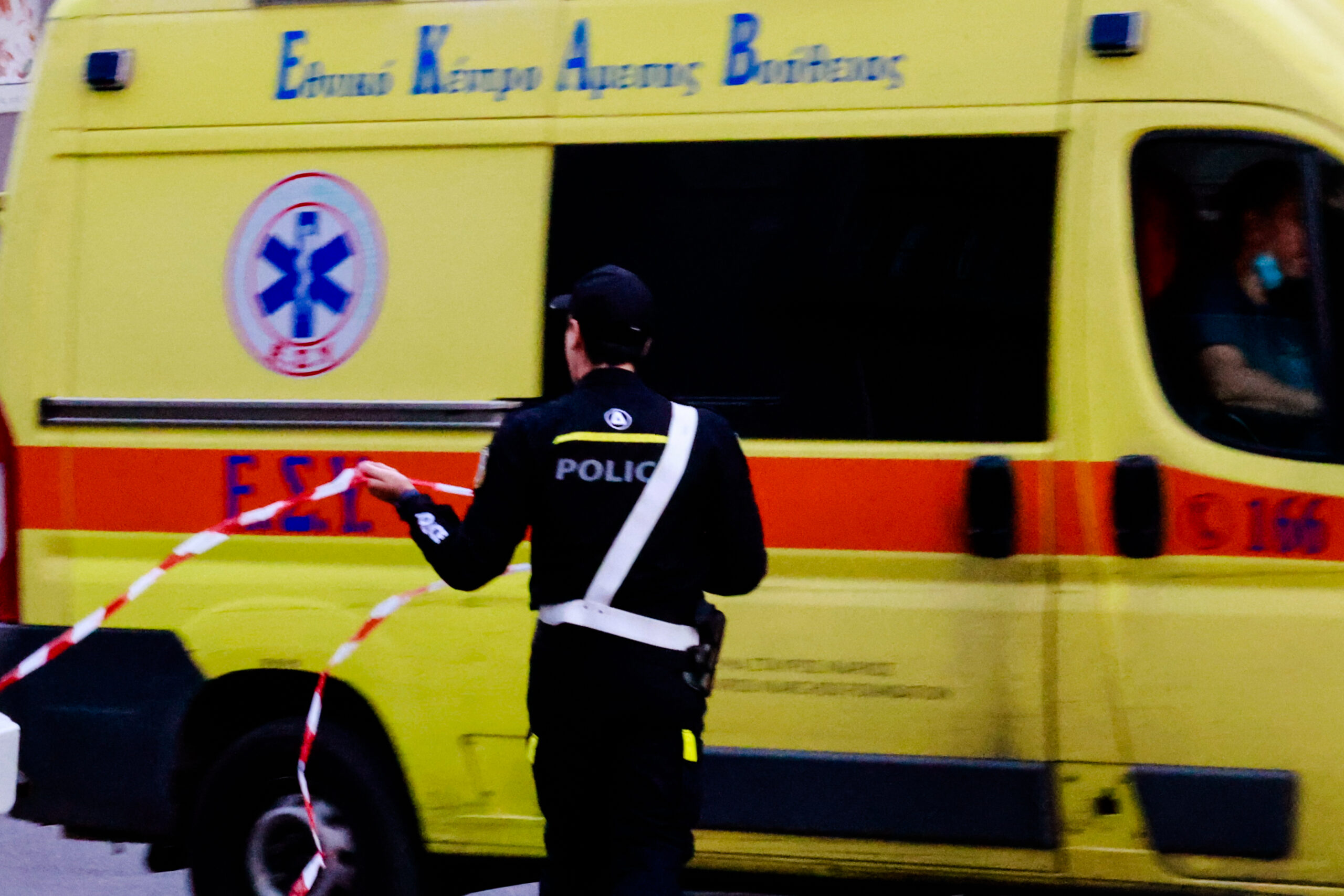Θεσσαλονίκη: Μηχανή παρέσυρε τροχονόμο στο κέντρο της πόλης