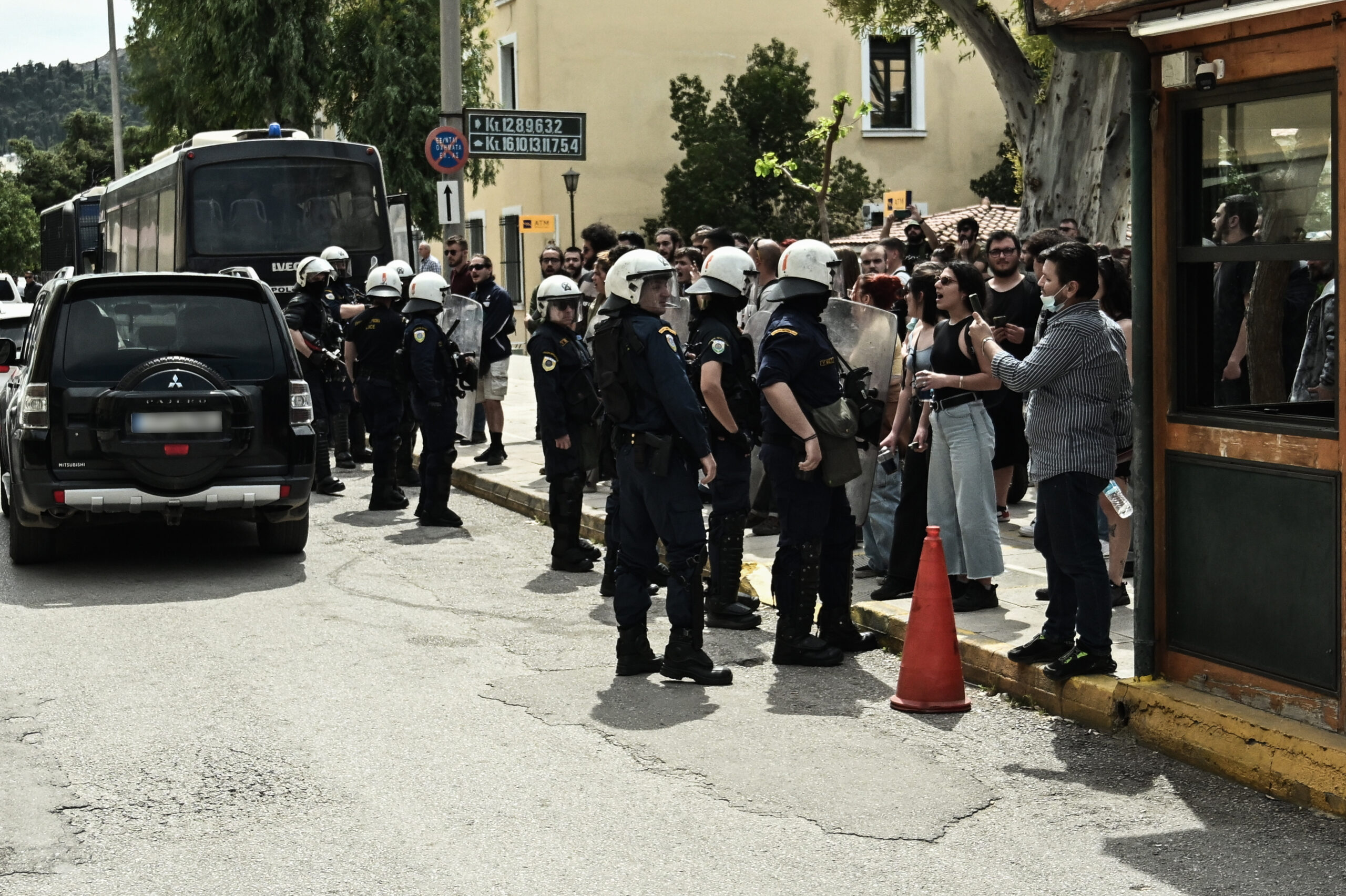 Γυναικοκτονία στους Αγίους Αναργύρους: Προφυλακιστέος ο δράστης – «Δεν θυμάμαι τι έχει γίνει»