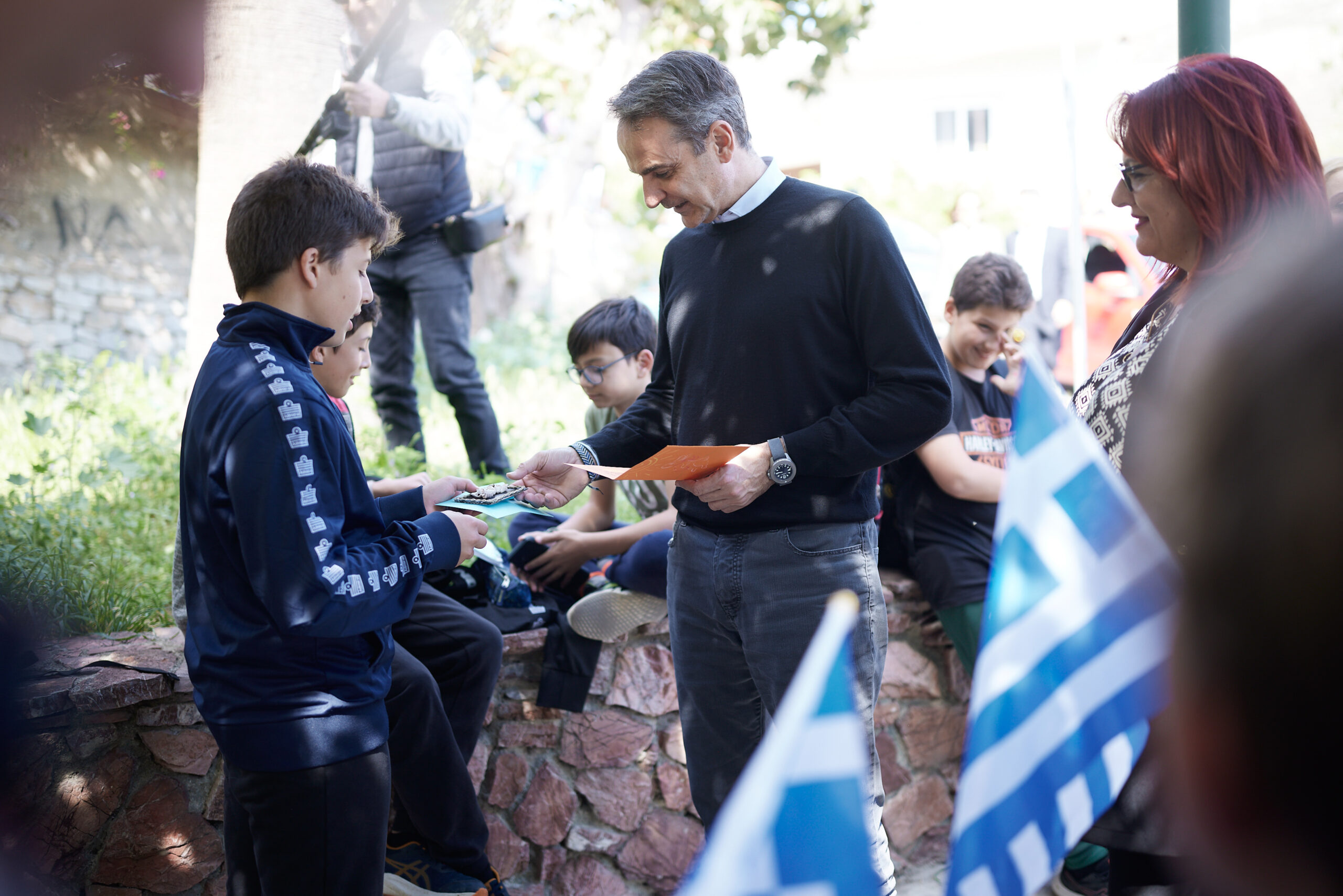 Περιοδεία Μητσοτάκη στην Τήλο | «Αποδίδουμε μεγάλη σημασία σε καινοτόμα έργα τα οποία κάνουν την κυκλική οικονομία πράξη»