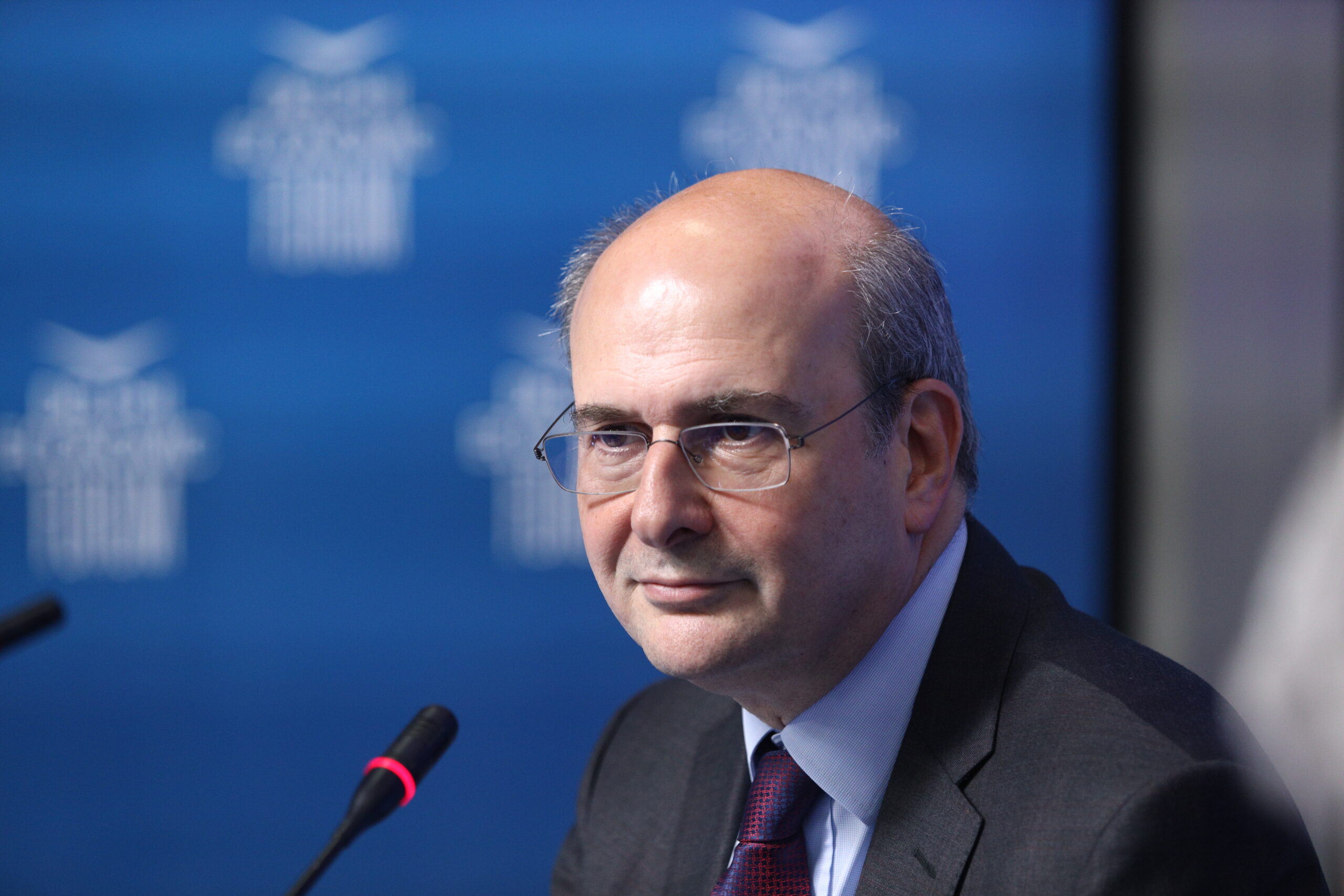 Κ. Χατζηδάκης: Ενίσχυση εισοδημάτων και μειώσεις φόρων στον προϋπολογισμό του 2025