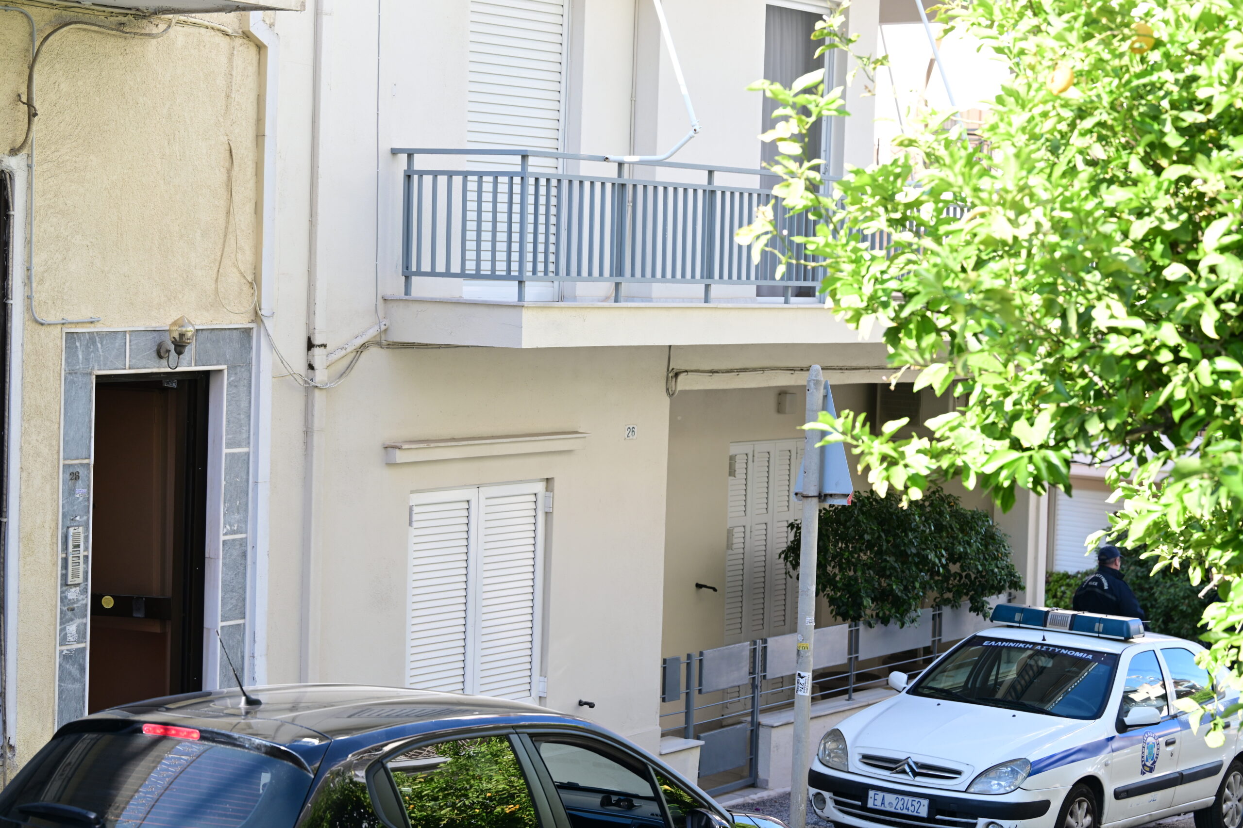 Ηλιούπολη: Δύο μέρες νωρίτερα από τον γιο πέθανε η μητέρα – Τι εξετάζουν οι Αρχές