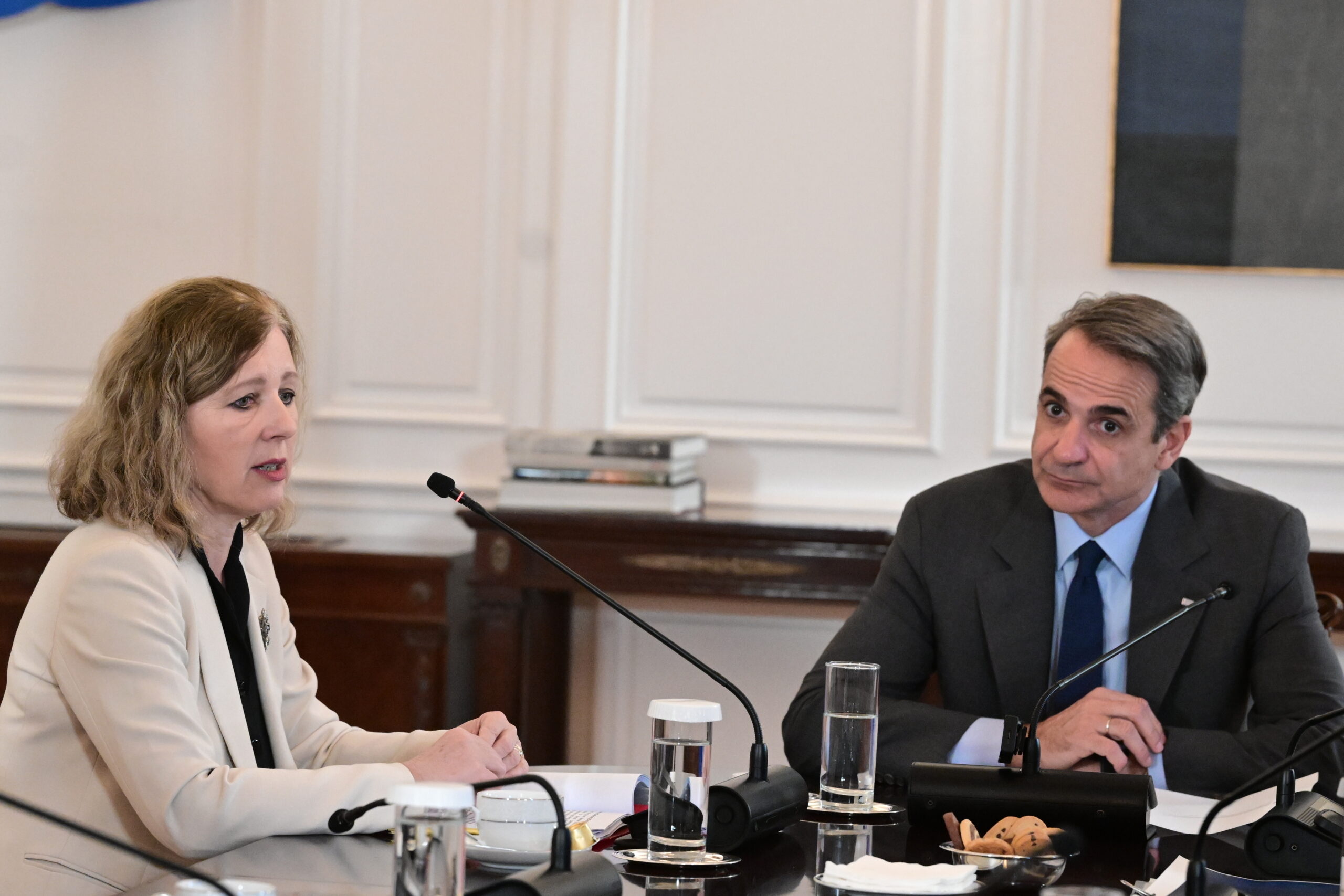 Μητσοτάκης: «Καταδικάζουμε απερίφραστα τις επιθέσεις που εξαπέλυσε το Ιράν»
