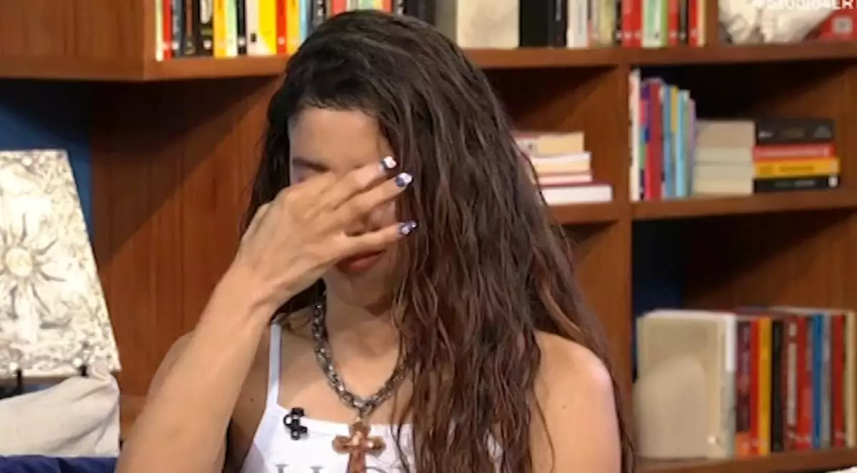 Λύγισε στον αέρα της ΕΡΤ η Μαρίνα Σάττι για τον πατέρα της
