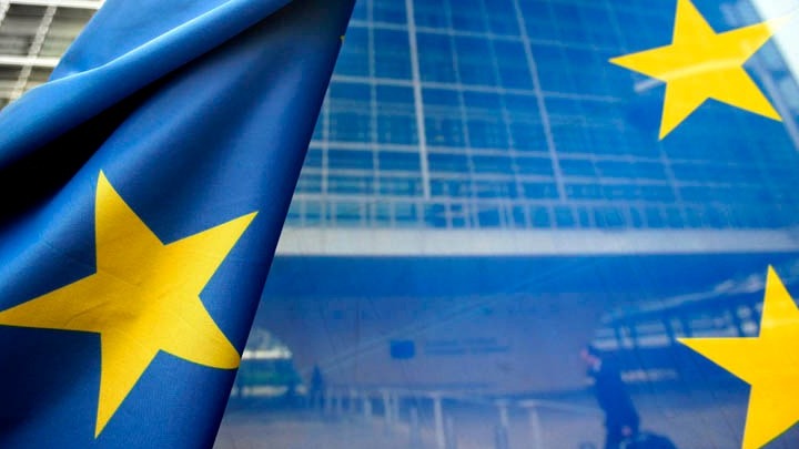Ανάλυση Politico: Στην άμυνα κάνει κουμάντο το ΝΑΤΟ ή η Ευρωπαϊκή Ένωση;