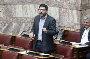 Ηλιόπουλος για σεξουαλική παρενόχληση ανηλίκου στη Νίσυρο: «Έχετε κάνει τη συγκάλυψη default σε όλες τις υποθέσεις» (ΒΙΝΤΕΟ)