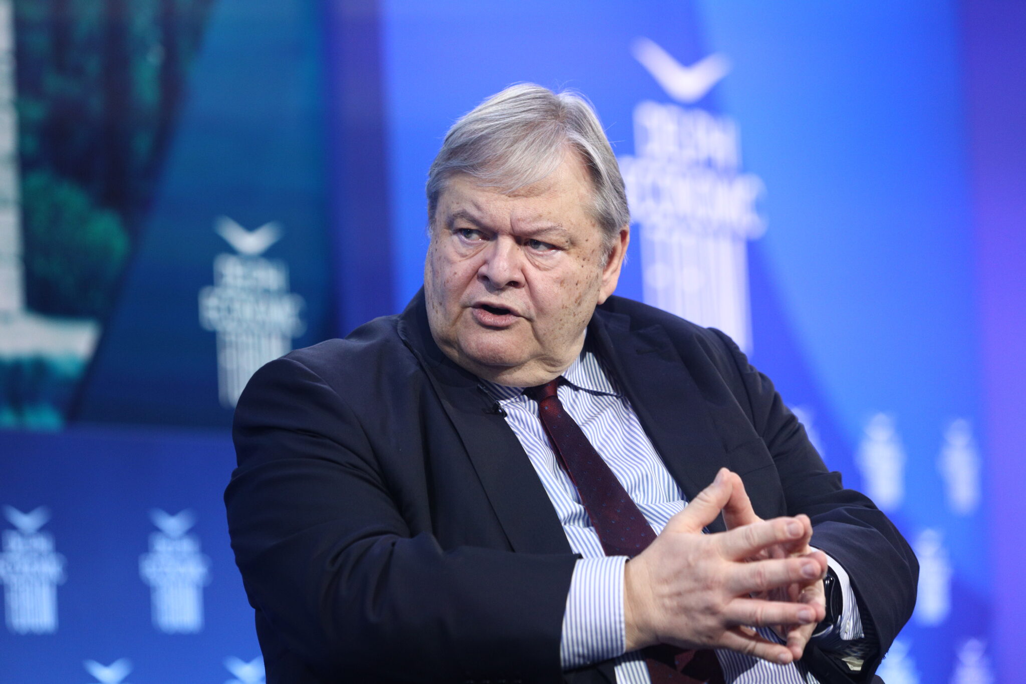 Ευαγγ. Βενιζέλος: Δεν αρκεί να λέμε ότι είμαστε ευρωπαϊκή χώρα, με σταθερές σχέσεις με τις ΗΠΑ και χώρα μέλος του ΝΑΤΟ (vid)