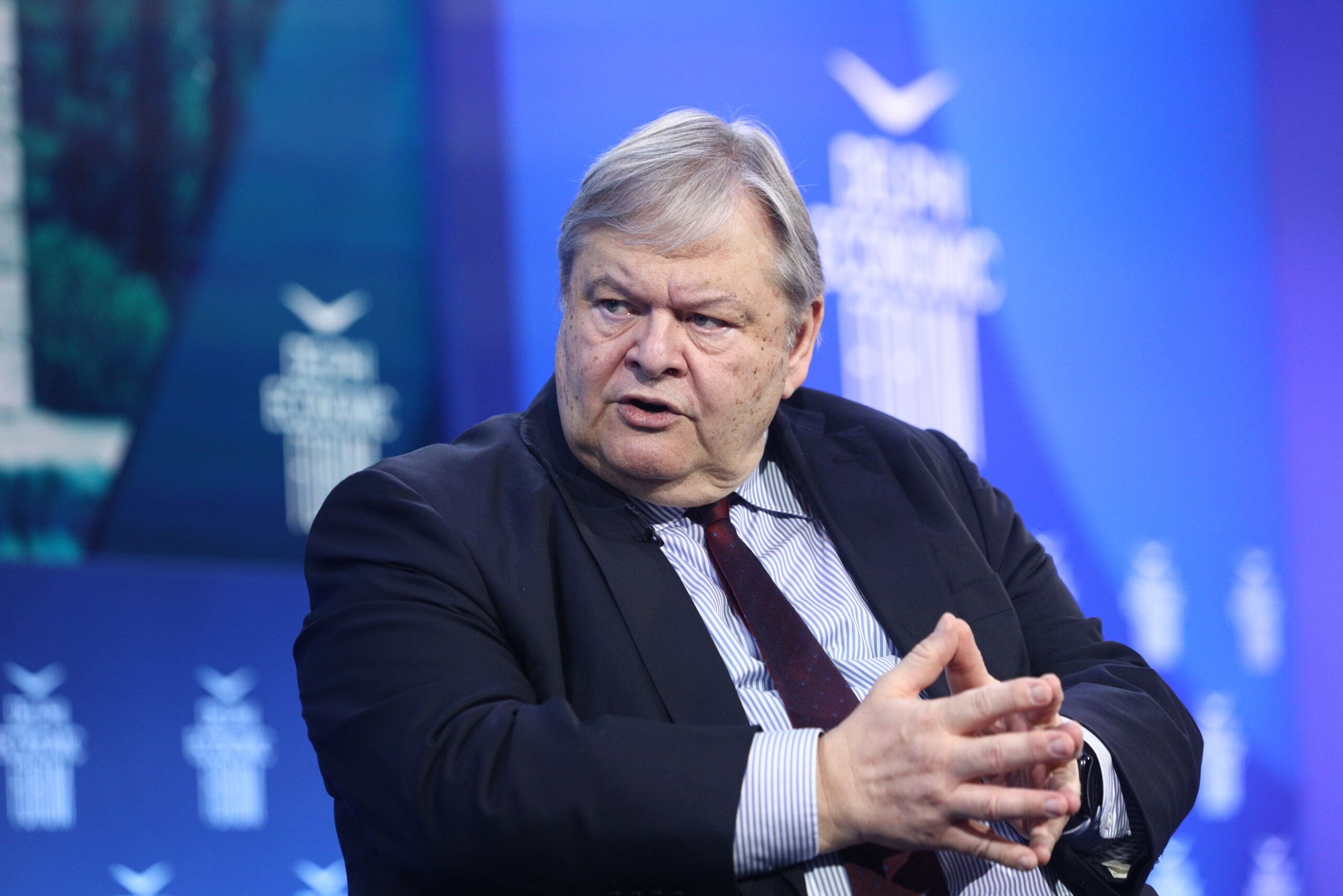 Ευαγγ. Βενιζέλος: Δεν αρκεί να λέμε ότι είμαστε ευρωπαϊκή χώρα, με σταθερές σχέσεις με τις ΗΠΑ και χώρα μέλος του ΝΑΤΟ (vid)