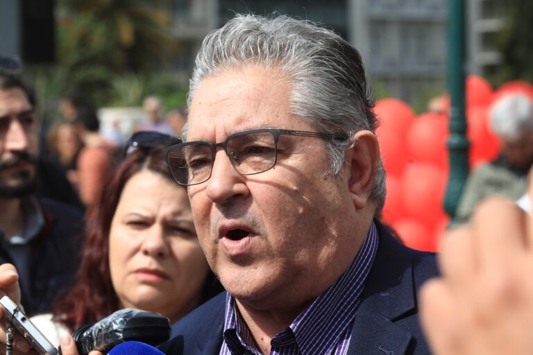 Κουτσούμπας από Γερμανία: Απαράδεκτη η θεωρία των δύο άκρων της ΕΕ, με ταύτιση φασισμού-κομμουνισμού