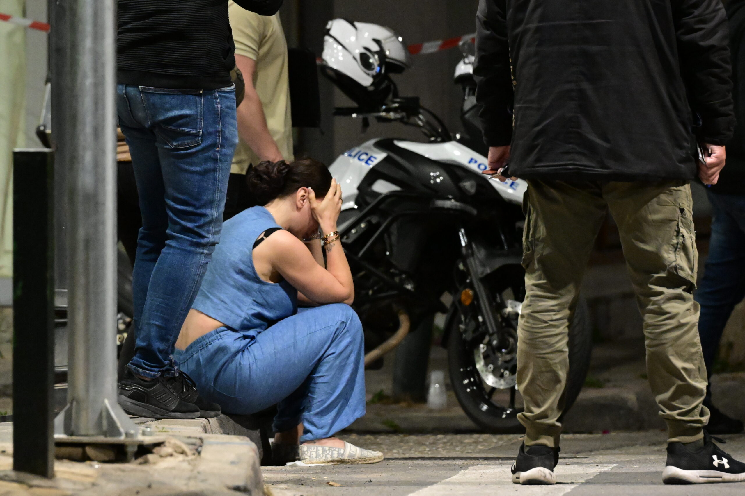 Δολοφονία στον Βύρωνα: Το παιδί φώναζε «βοήθεια ο μπαμπάς μου» – Ξεκαθάρισμα λογαριασμών