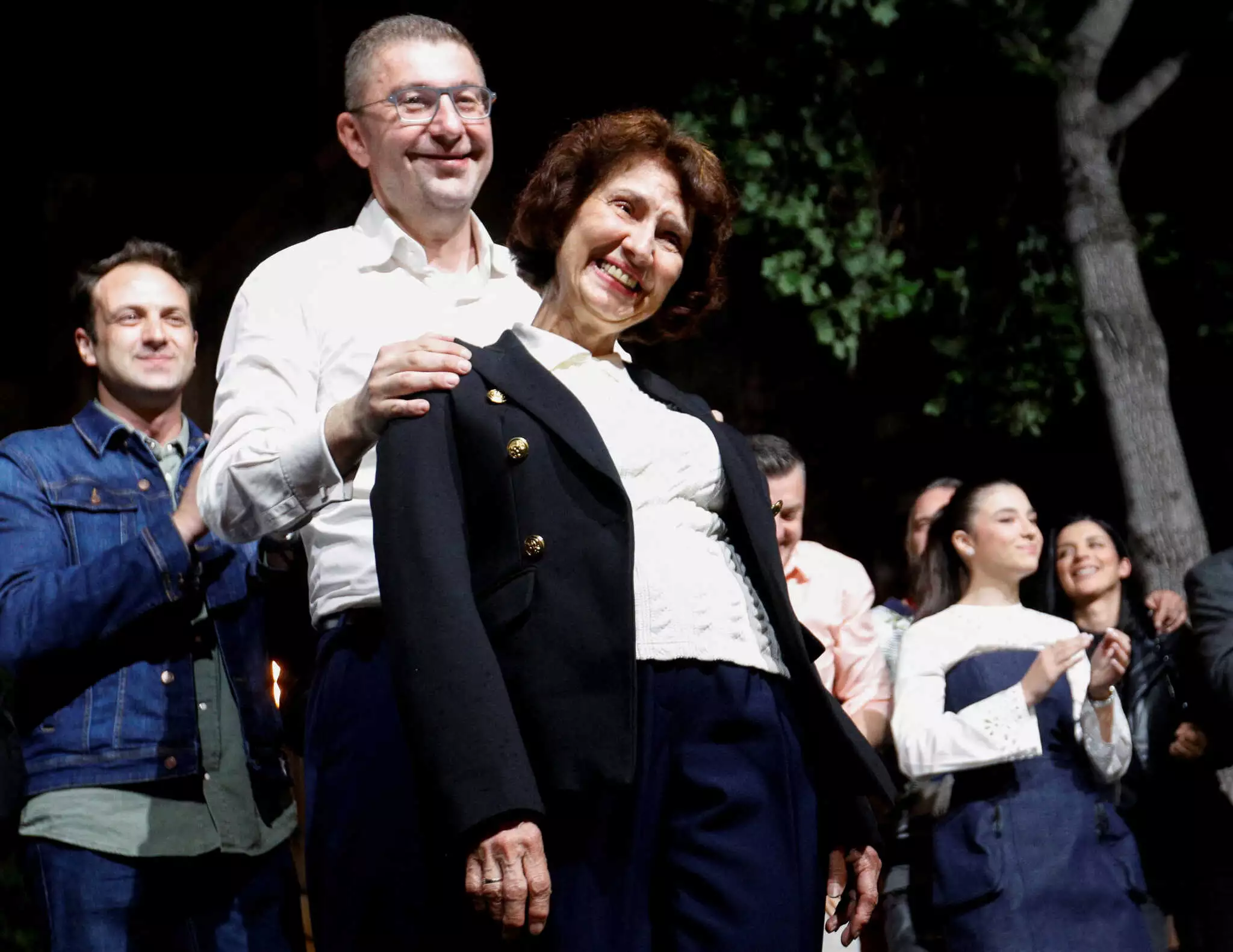 Βόρεια Μακεδονία: Προκαλεί ο νέος πρωθυπουργός – «Θα αποκαλώ τη χώρα μου όπως θέλω εγώ»