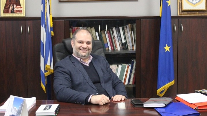 Κανονικά ασκεί πλέον τα καθήκοντά του ο δήμαρχος Νάουσας μετά τη δικαίωση από τον Άρειο Πάγο