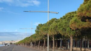 Στα «ροζ» ντύνεται η Νέα Παραλία για την πρόληψη του καρκίνου του μαστού