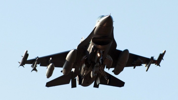 To Βέλγιο θα παράσχει 30 μαχητικά F-16 στην Ουκρανία