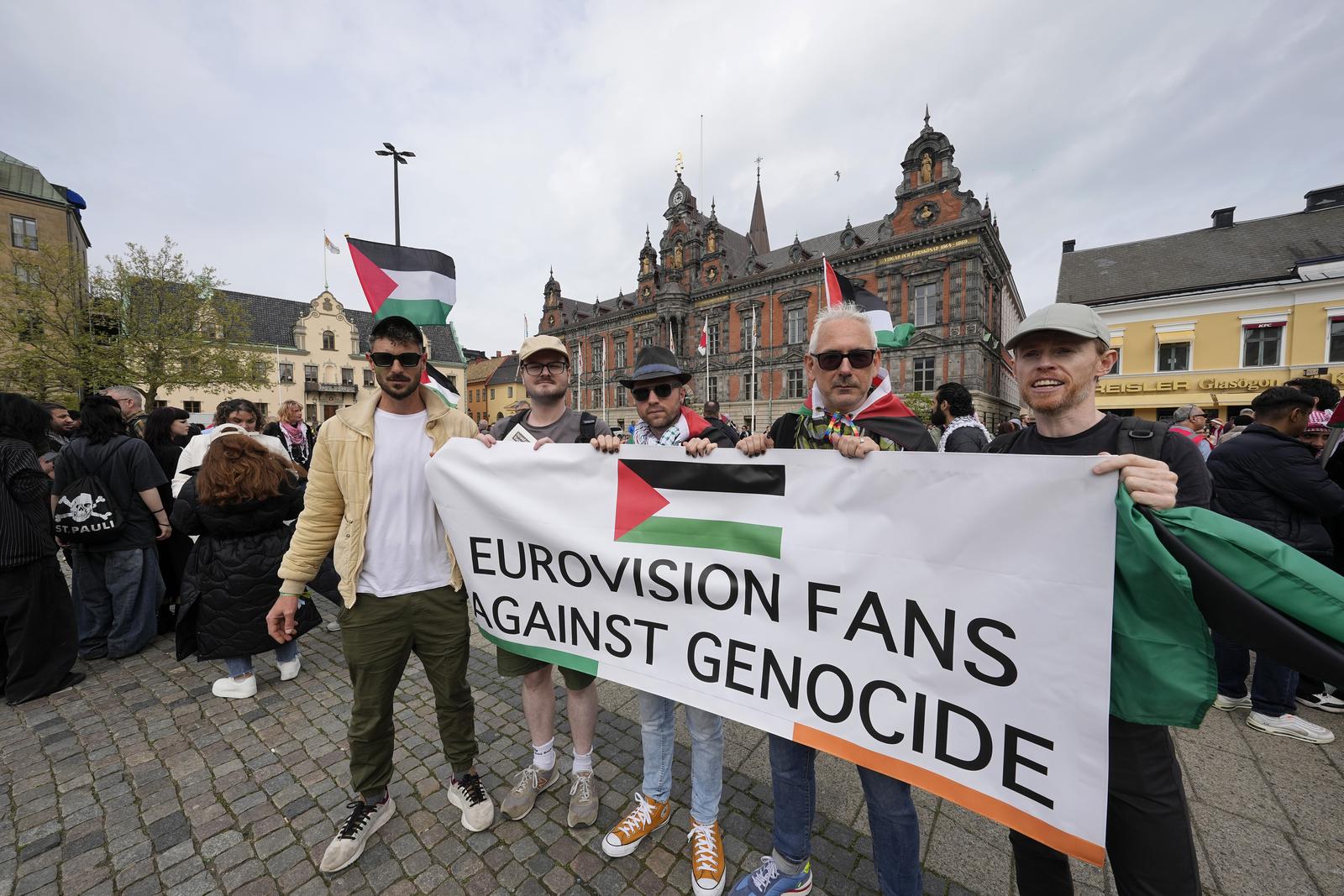 Eurovision 2024: Διαδηλώσεις υπέρ της Παλαιστίνης στο Μάλμε (ΒΙΝΤΕΟ)