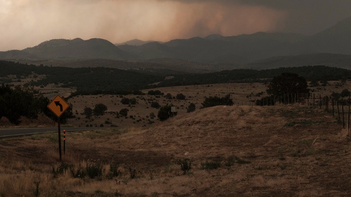 2 νεκροί, 500 σπίτια αποκαΐδια εξαιτίας των πυρκαγιών στο Νέο Μεξικό των ΗΠΑ