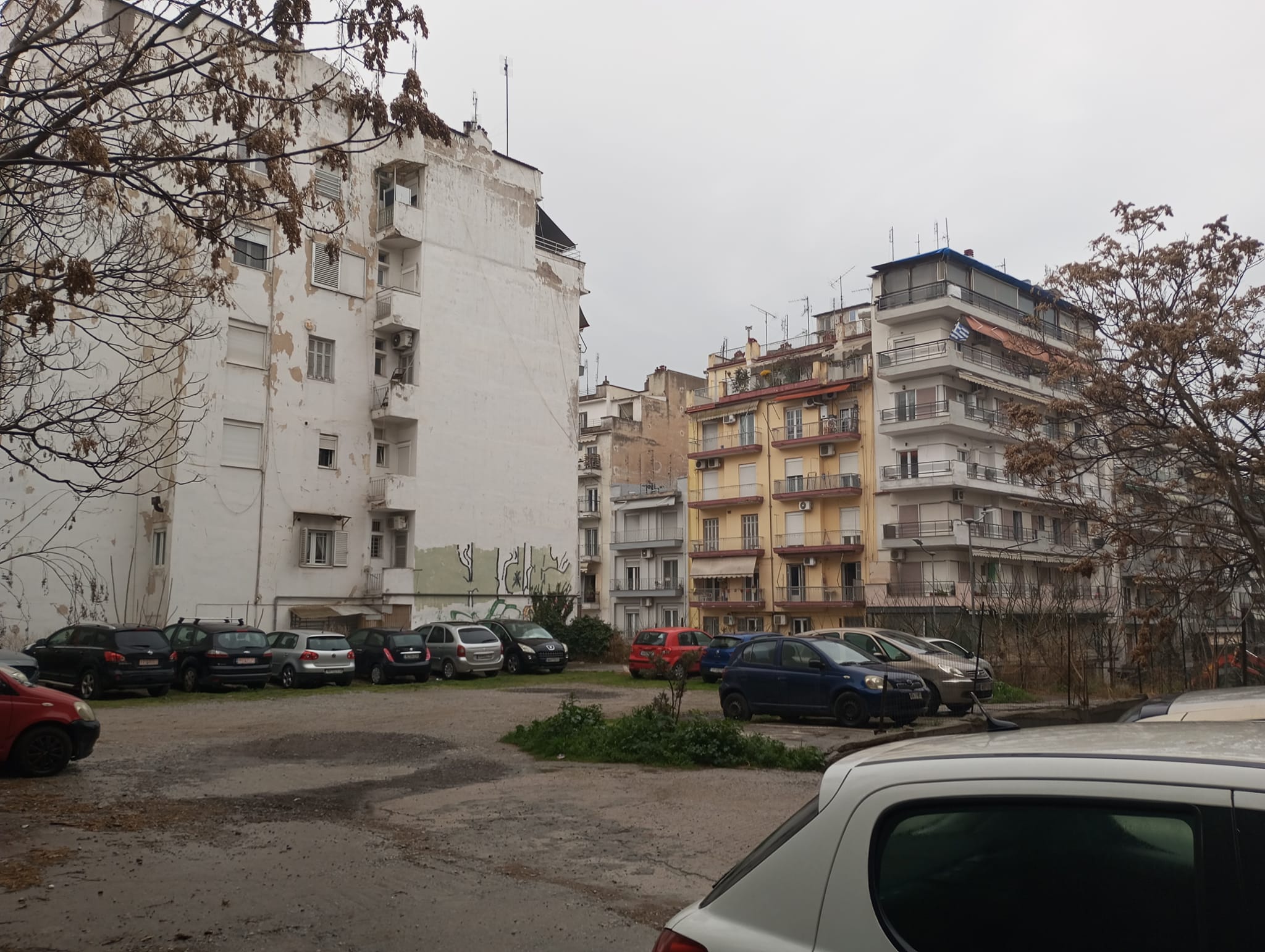 Θεσσαλονίκη: Είχε μετατρέψει παράνομα δημοτικό οικόπεδο σε ιδιωτικό πάρκινγκ