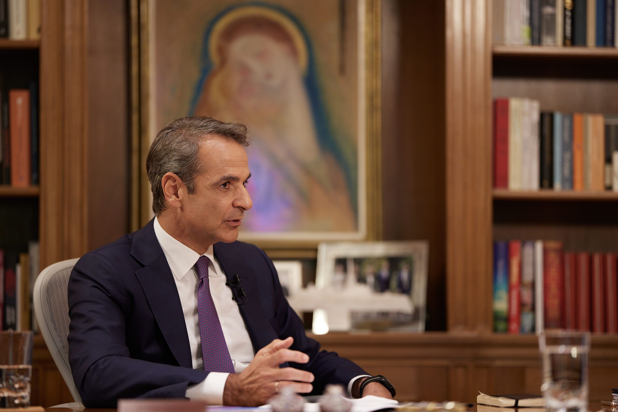 Ο αμήχανος και «κουρασμένος» Μητσοτάκης και ο ανασχηματισμός εν αναμονή