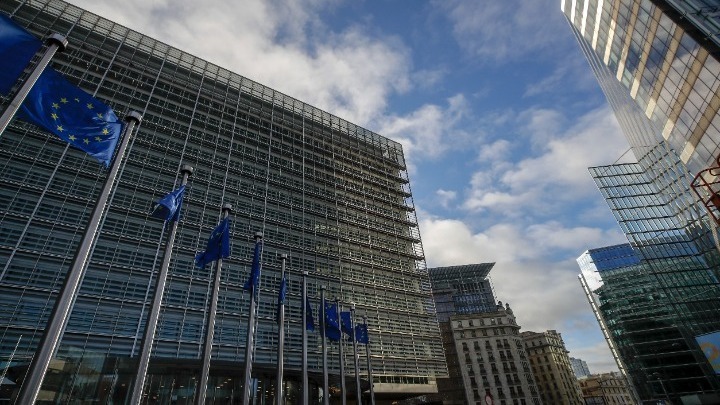 ΕΕ: Η Επιτροπή ανοίγει το δρόμο για έναρξη διαδικασίας υπερβολικού ελλείμματος κατά της Γαλλίας, της Ιταλίας και άλλων πέντε χωρών