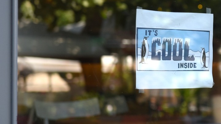 Έκτακτα μέτρα από τον δήμο Αθηναίων λόγω καύσωνα – Πού λειτουργούν κλιματιζόμενοι χώροι