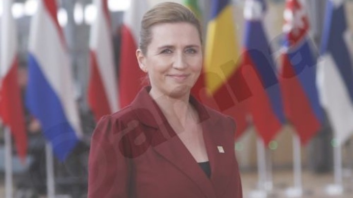 Η πρωθυπουργός της Δανίας υπέστη ελαφρύ αυχενικό διάστρεμμα κατά την επίθεση σε βάρος της, έγινε γνωστό από το γραφείο της