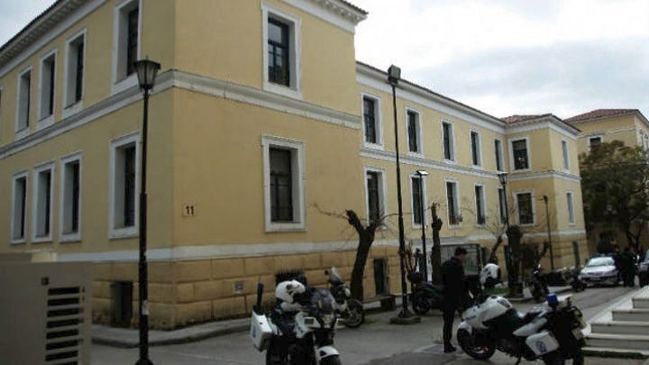 Στην Ευελπίδων ο Απόστολος Λύτρας – Θα οδηγηθεί στη φυλακή μετά την ολοκλήρωση της διαδικασίας