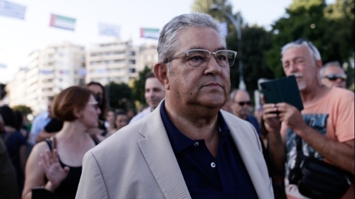 Στο συλλαλητήριο για τη ΛΑΡΚΟ, στο Σύνταγμα, ο Δ. Κουτσούμπας σήμερα