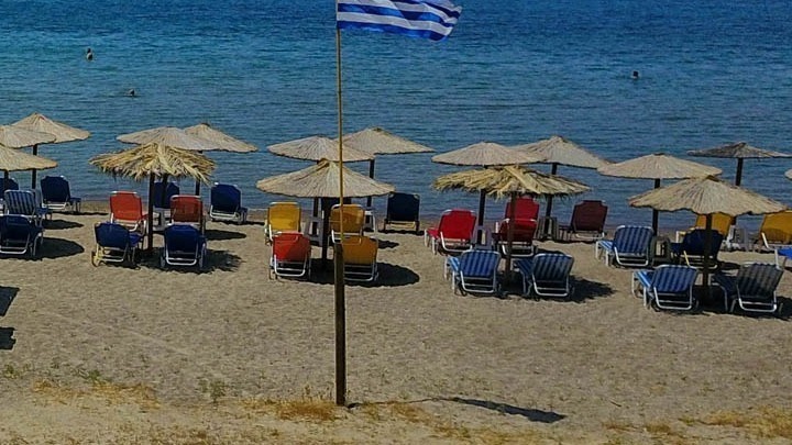 Υπερκαλύφθηκε ο διαθέσιμος προϋπολογισμός για τη δράση «Βελτίωση και τροποποίηση της προσβασιμότητας στις ελληνικές παραλίες»