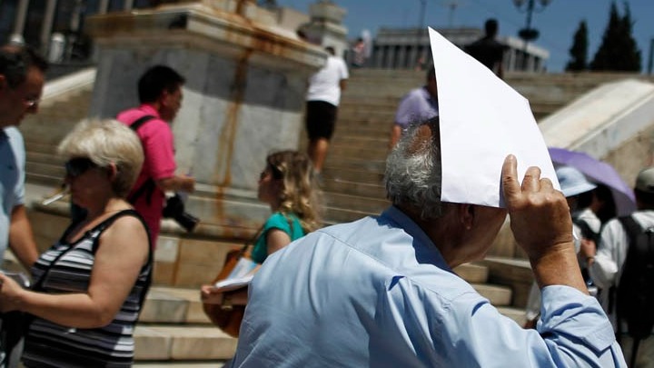 5 συμβουλές για τις ευπαθείς ομάδες κατά τη διάρκεια του καύσωνα από τον πρύτανη του ΕΚΠΑ Γ.Σιάσο