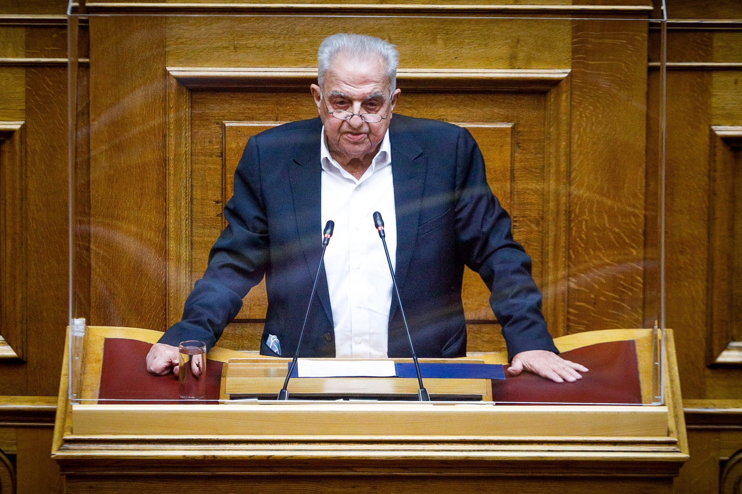 Στο νοσοκομείο με έμφραγμα ο πρώην υπουργός του ΣΥΡΙΖΑ, Αλέκος Φλαμπουράρης