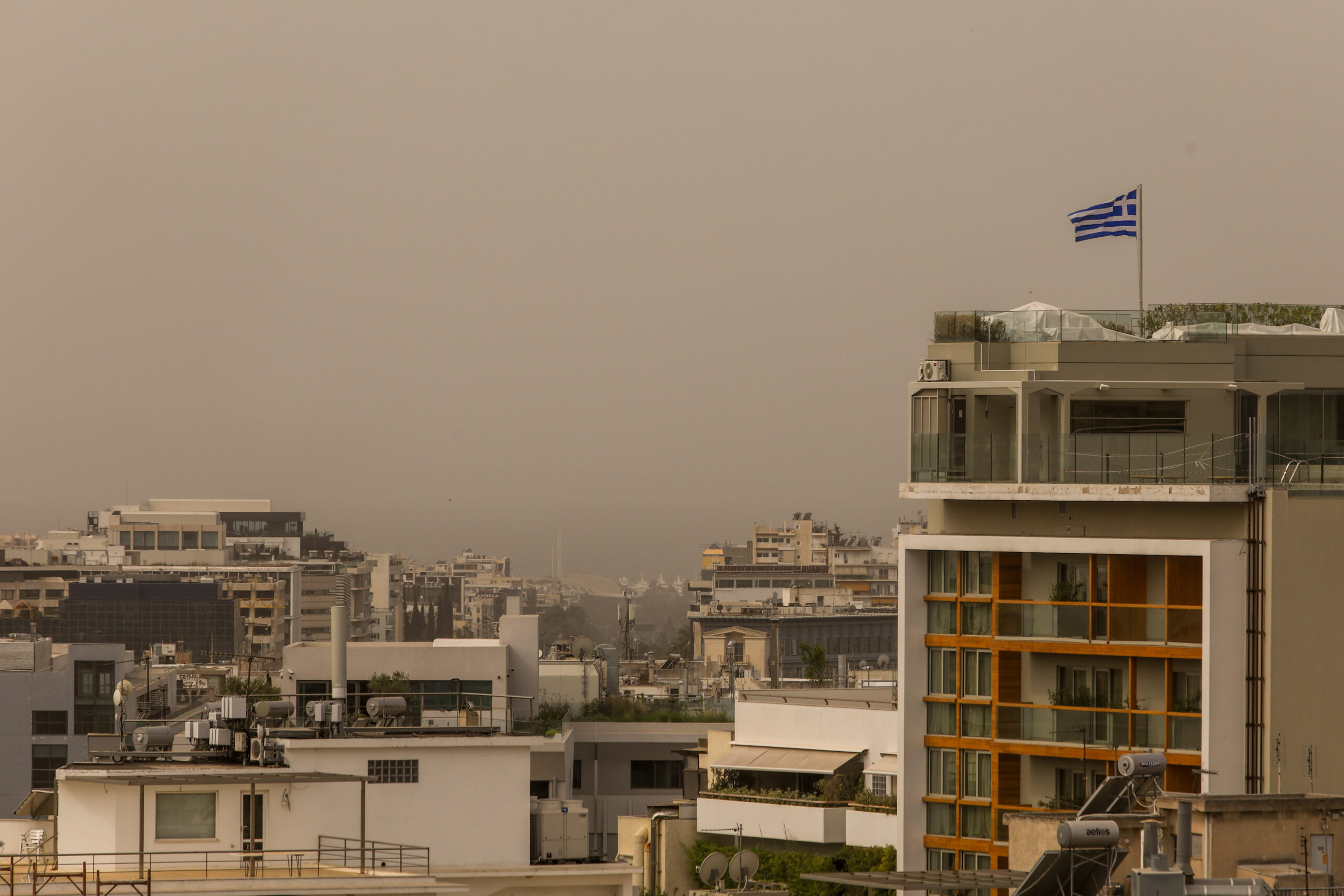 Υπουργείο Υγείας: Συστάσεις για την ατμοσφαιρική ρύπανση λόγω αφρικανικής σκόνης