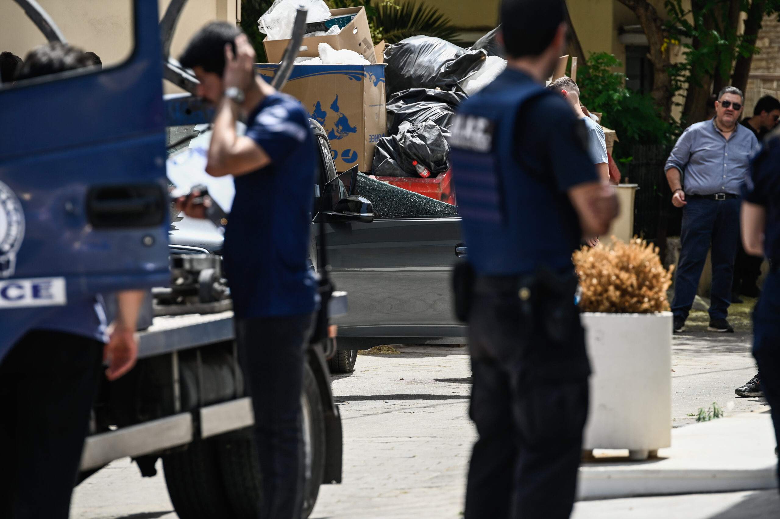 Δολοφονία στο Ψυχικό: Η ΕΛΑΣ αναζητεί απαντήσεις στο κινητό του θύματος