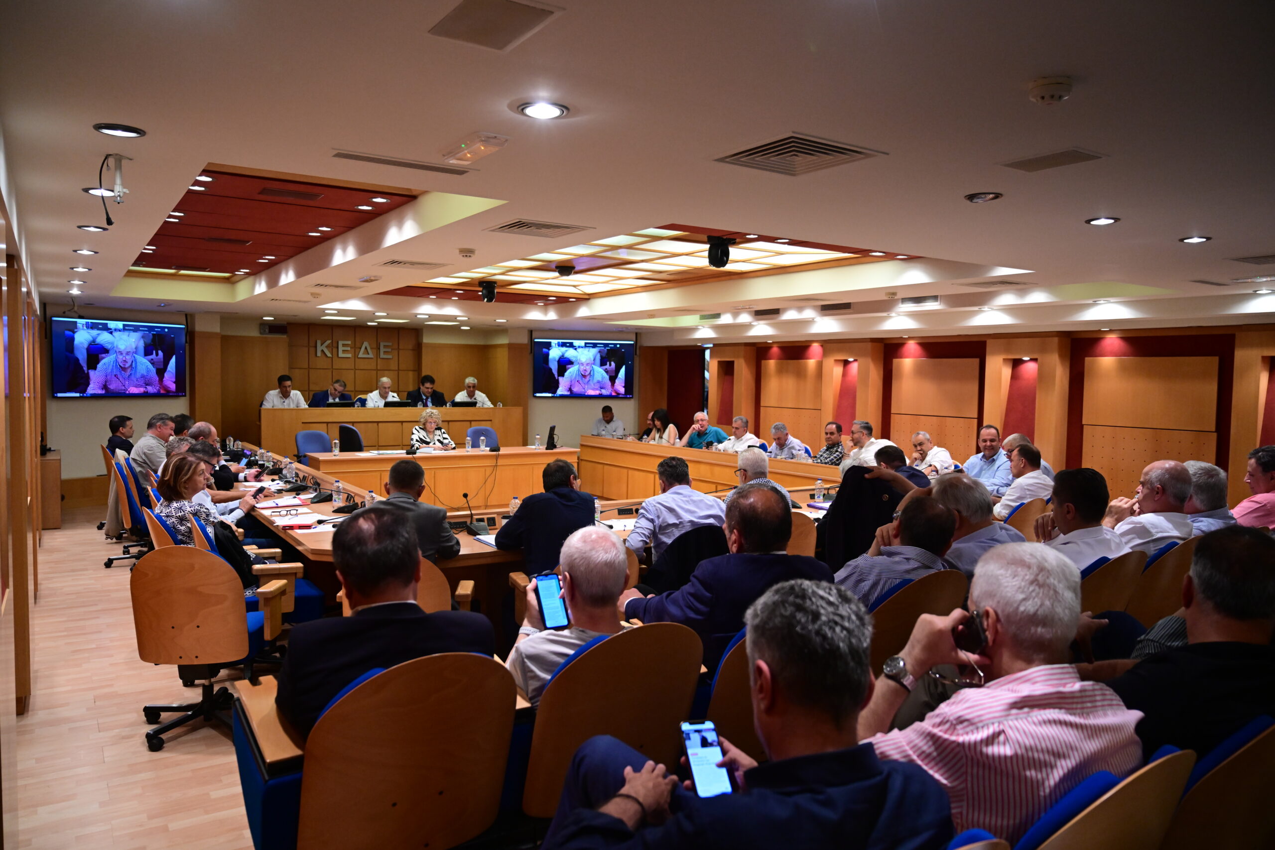 ΚΕΔΕ: Δημιουργείται μηχανισμός υποστήριξης των δήμων