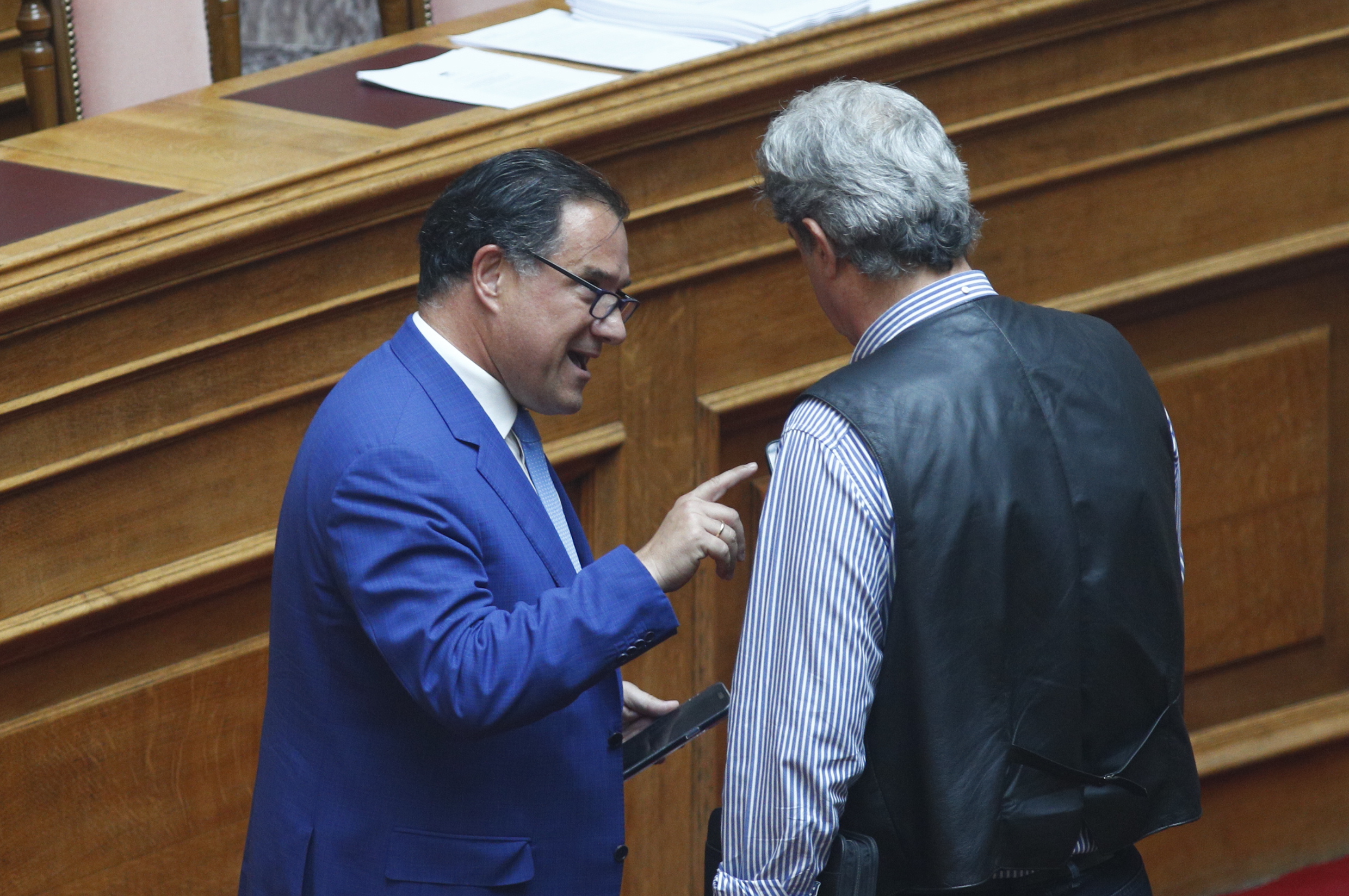 Έντονο φραστικό επεισόδιο του Αδ. Γεωργιάδη με τον Π. Πολάκη στη Βουλή
