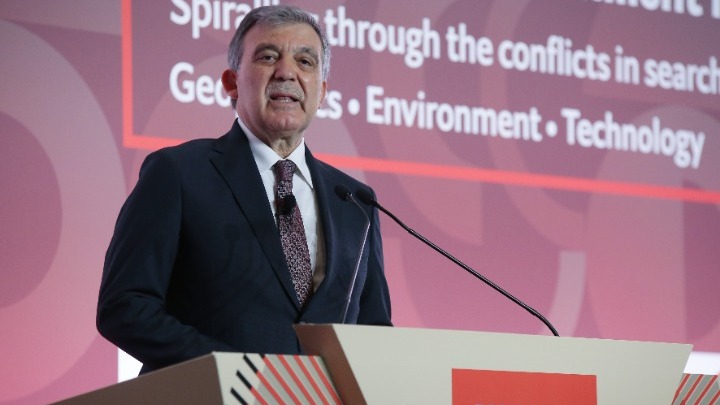 ECONOMIST- Αμπντουλλάχ Γκιουλ: Ο ήλιος συνεχίζει να λάμπει στις σχέσεις Ελλάδας – Τουρκίας