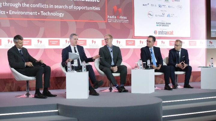 ECONOMIST: Παράθυρο για αναβάθμιση της ελληνικής οικονομίας στην επενδυτική βαθμίδα από τη Moody’s