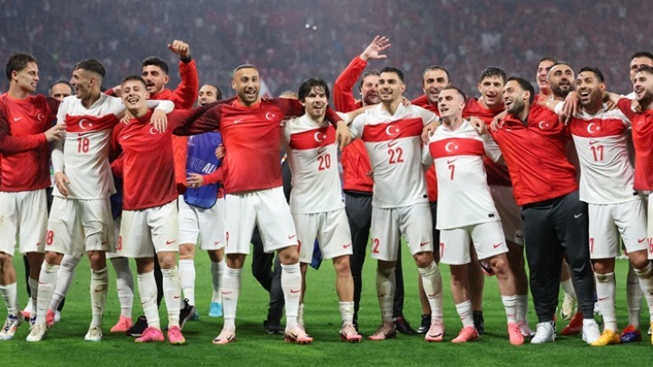 EURO 2024: Εμπνευσμένη από το 2008 η σημερινή «λαμπερή» φουρνιά της Τουρκίας