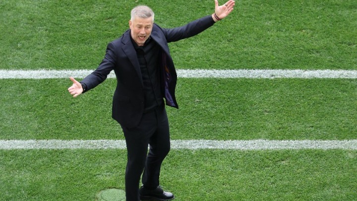 EURO 2024: Σκέφτεται σοβαρά ν΄ αποχωρήσει από τον πάγκο της Ρουμανίας ο Ιορντανέσκου