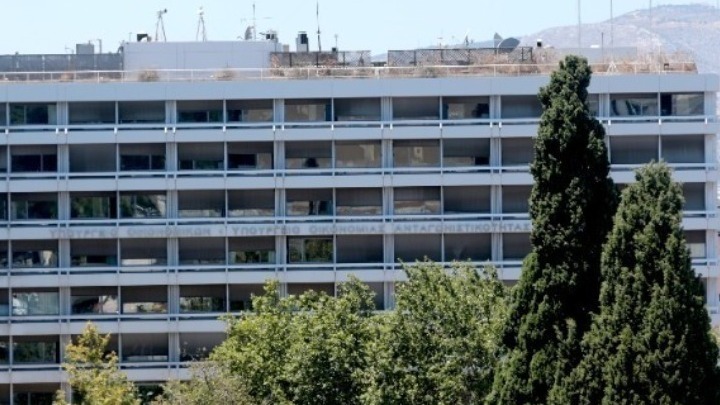 Οι Κτηματικές Υπηρεσίες προχωρούν σε περισσότερους από 4.500 ελέγχους καταγγελιών πολιτών για παραλίες και αιγιαλούς