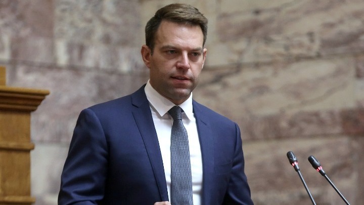 Στ. Κασσελάκης: Ποια υπηρεσία του κ. Καραμήτσου αγόρασε ο κ. Λαβράνος;