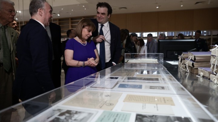 Τομή ’74: Μία έκθεση για τη διαδρομή από τη Δικτατορία στη Δημοκρατία