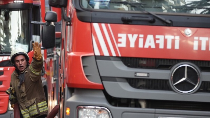 Τουρκία: Έκλεισε προσωρινά το αεροδρόμιο της Σμύρνης λόγω δασικής πυρκαγιάς